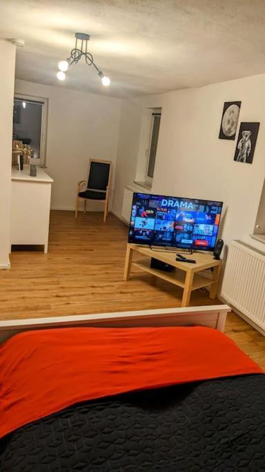 Im Lehm-fachwerkhaus Mit 3 Einzelnen Schlafzimmern Je Mit Tv Apartment Erfurt